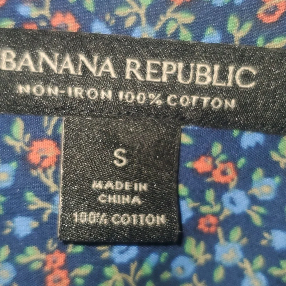 Banana Republic mens dress shirt